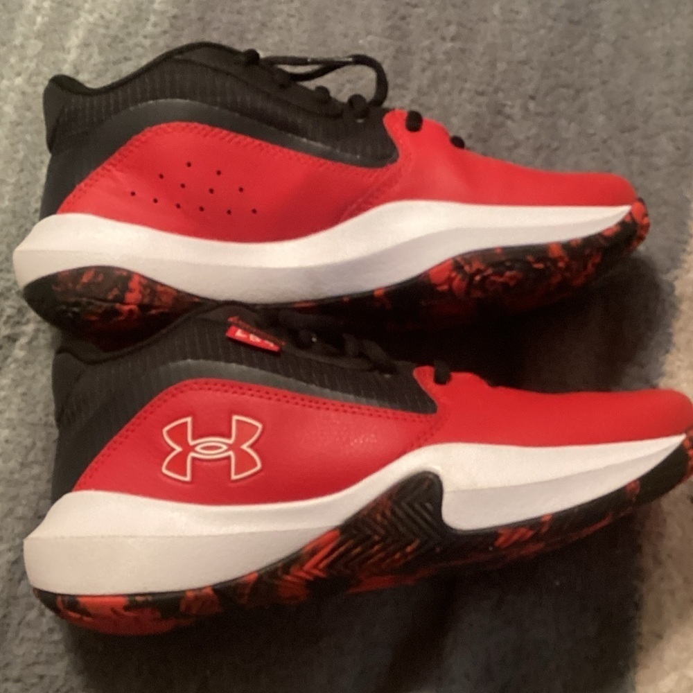 Under Armour Kids Red and Black Sneakers - Picture 4 of 6